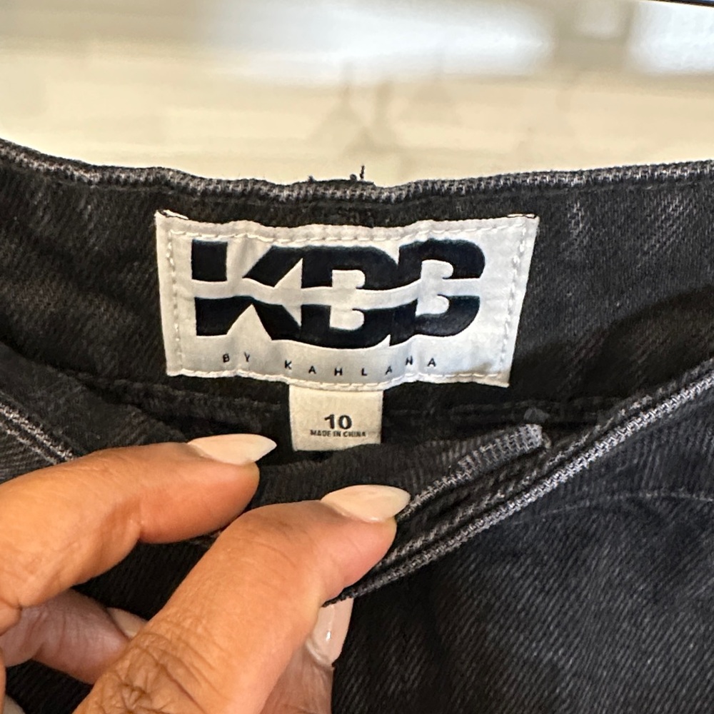 Wide Leg Black Jeans for Women - Picture 3 of 5